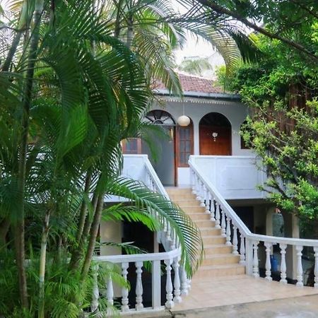 Bright Sunshine Hotel Hikkaduwa Exterior photo