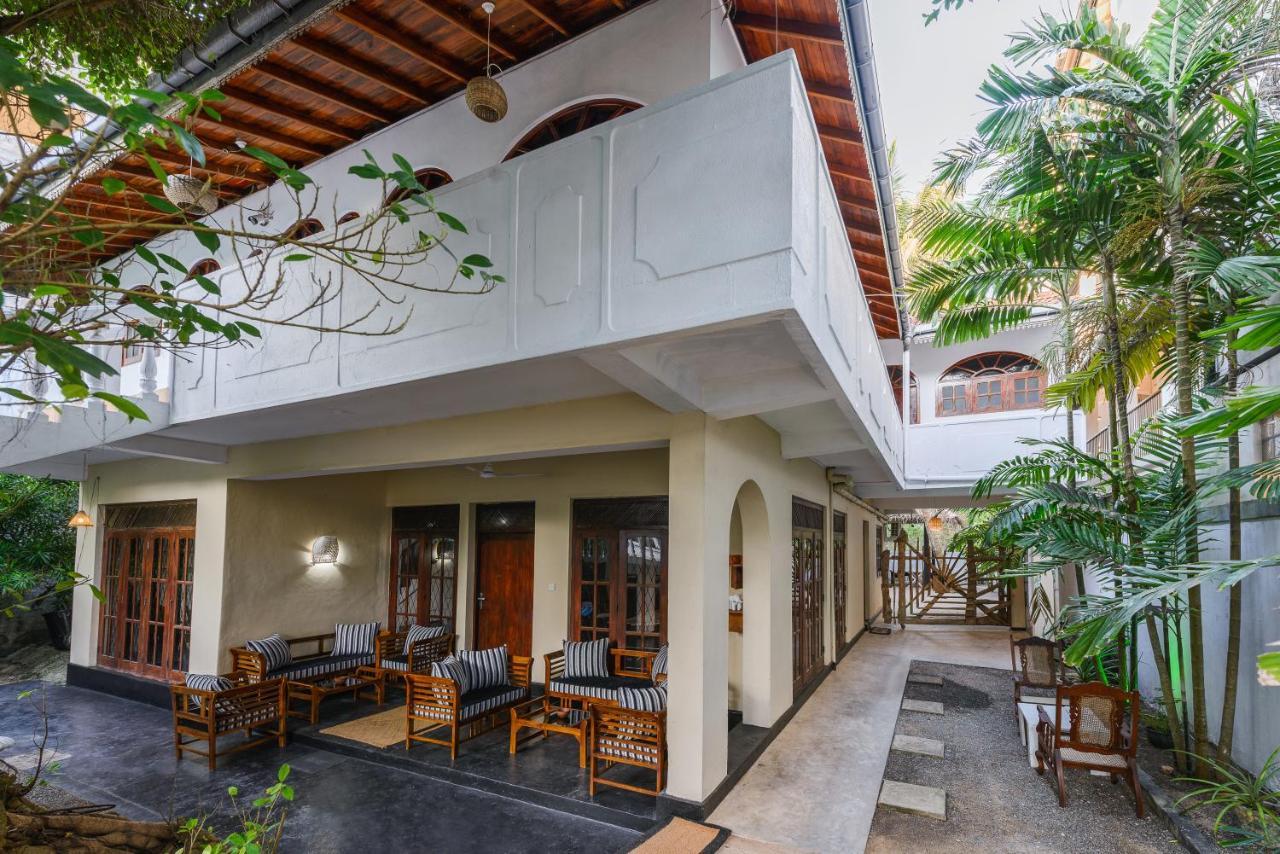 Bright Sunshine Hotel Hikkaduwa Exterior photo