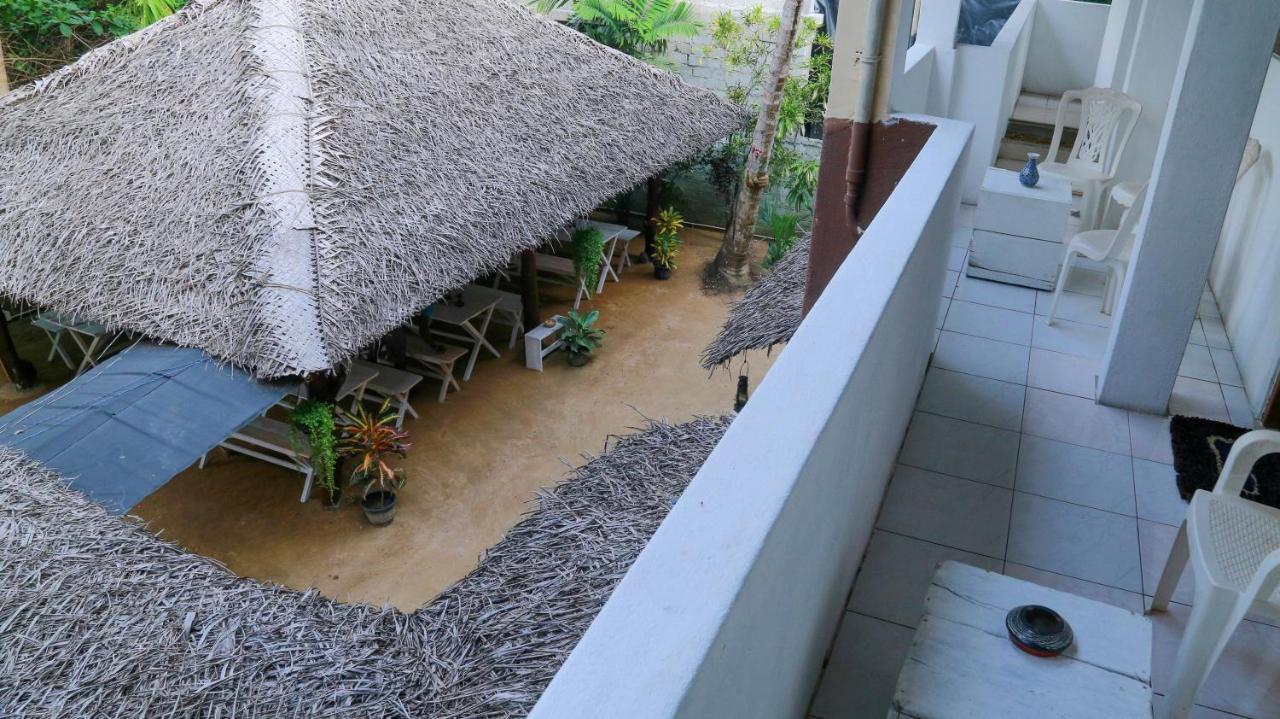 Bright Sunshine Hotel Hikkaduwa Exterior photo